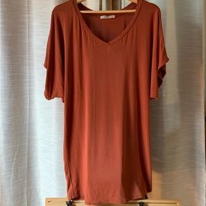 Sivana dolman tunic, beautiful rust color!